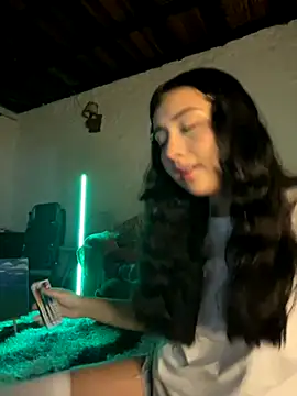 Snapshot of kaori_77 chatting on 11-13-25, 05:00 kaori 77 online show from 11-13-25, 05:00