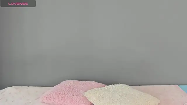 Snapshot of AntonellaaRossii chatting on 09-21-25, 02:00 AntonellaaRossii online show from 09-21-25, 02:00
