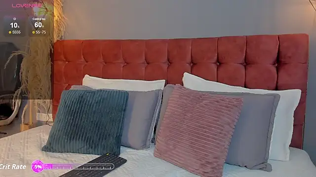 Tania 77  online show from 11-10-25, 12:32