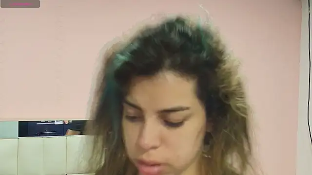 gisell gomez online show from 12-15-25, 12:22