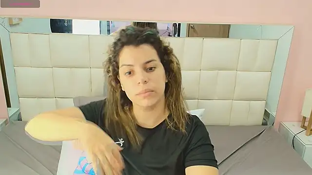 gisell gomez online show from 12-21-25, 12:51