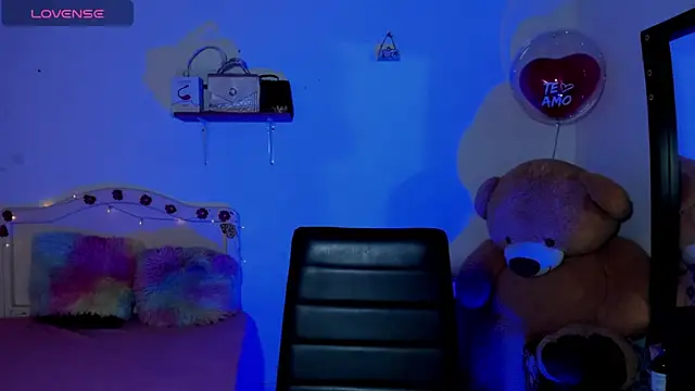 Angel-Caribbean online show from 10-16-25, 09:34