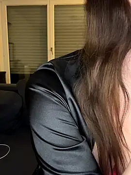 Snapshot of real_m1ssy chatting on 10-14-25, 05:46 real m1ssy online show from 10-14-25, 05:46