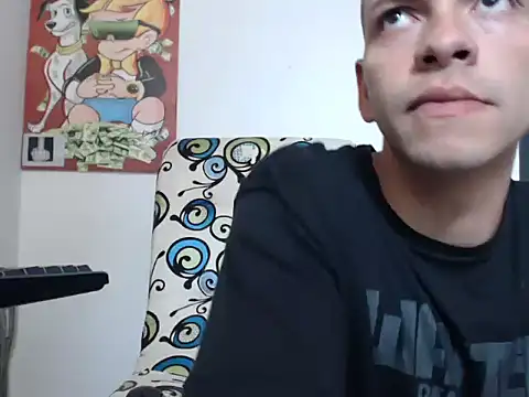 Snapshot of Thomasjons_ chatting on 09-18-25, 03:37 Thomasjons online show from 09-18-25, 03:37