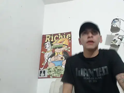 Thomasjons  online show from 10-23-25, 02:32