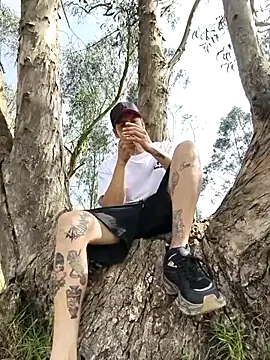 Thomasjons  online show from 01-19-26, 03:27