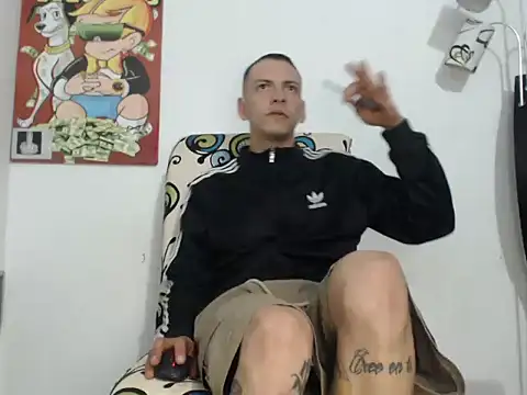 Snapshot of Thomasjons_ chatting on 09-18-25, 01:41 Thomasjons online show from 09-18-25, 01:41