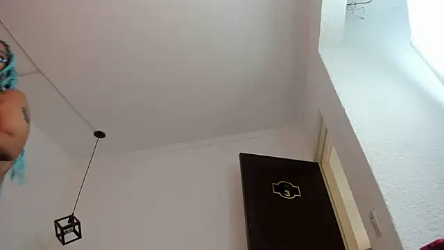 Snapshot of Karol_c31 chatting on 12-14-25, 01:17 Karol c31 online show from 12-14-25, 01:17