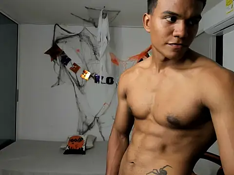 jeanfran ferrer online show from 11-08-25, 07:28