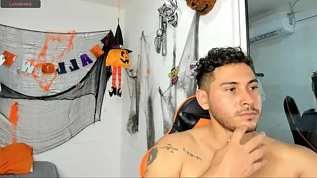 ashlan king online show from 10-25-25, 01:12