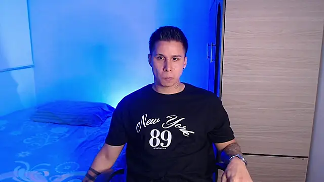 valentinosex1 online show from 01-10-26, 06:14