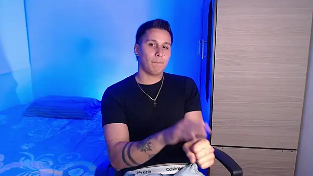 valentinosex1 online show from 01-17-26, 12:58