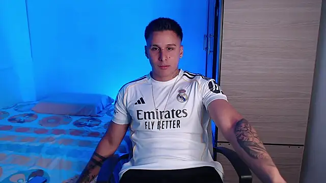 valentinosex1 online show from 04-09-26, 10:27