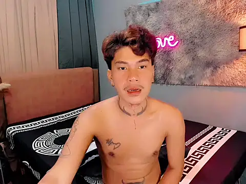 asian cumsawyer online show from 09-29-25, 03:24