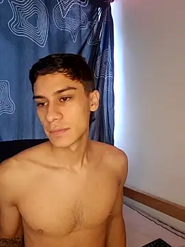 axel davis  online show from 10-27-25, 04:08