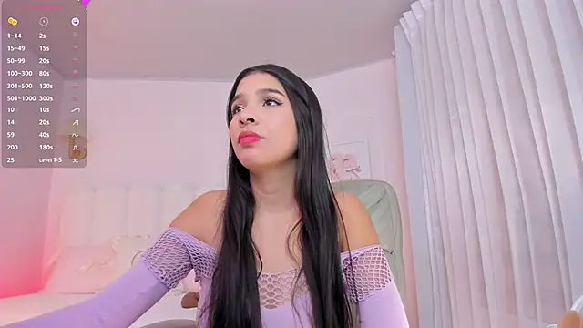 Snapshot of kim_dreams18 chatting on 06-18-26, 11:32 kim dreams18 online show from 06-18-26, 11:32