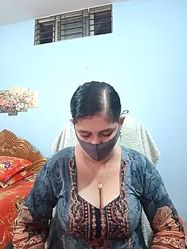 Snapshot of Cute_Faria chatting on 06-22-26, 02:50 Cute Faria online show from 06-22-26, 02:50