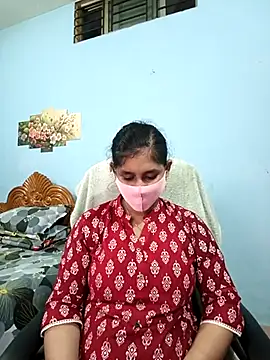 Snapshot of Cute_Faria chatting on 07-18-26, 05:49 Cute Faria online show from 07-18-26, 05:49