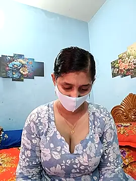 Snapshot of Cute_Faria chatting on 04-23-26, 04:30 Cute Faria online show from 04-23-26, 04:30