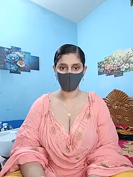Snapshot of Cute_Faria chatting on 05-20-26, 04:15 Cute Faria online show from 05-20-26, 04:15