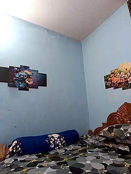 Cute Faria online show from 02-06-26, 04:30