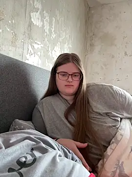 CurvyPaar2 online show from 02-18-26, 10:12