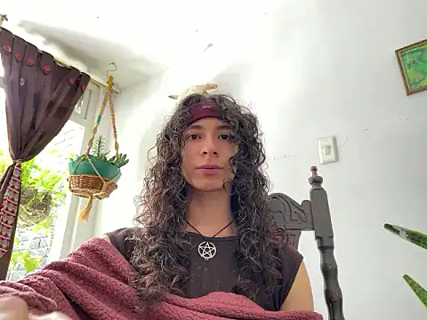 camille delrey online show from 11-05-25, 04:54