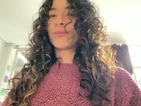 camille delrey online show from 10-21-25, 07:46