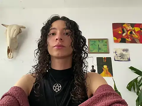 camille delrey online show from 09-18-25, 09:18