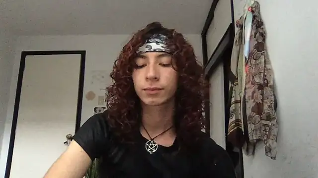 camille delrey online show from 04-14-26, 06:57