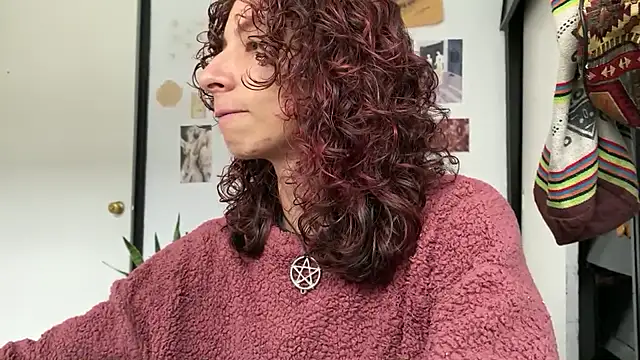 camille delrey online show from 02-16-26, 05:33