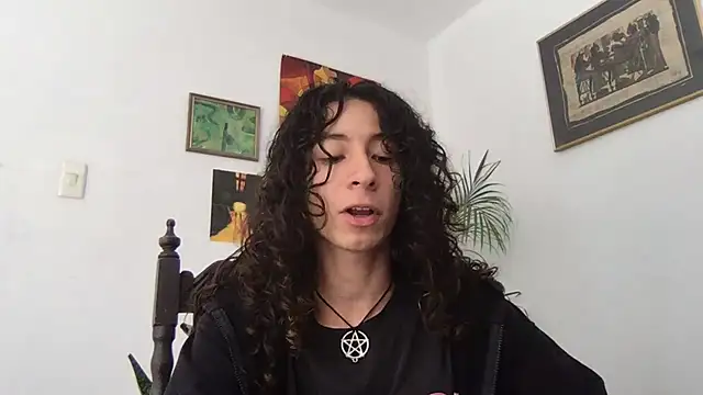 camille delrey online show from 11-23-25, 06:07