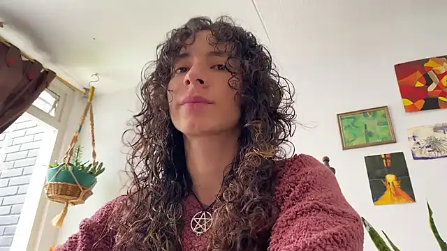 camille delrey online show from 11-13-25, 04:00