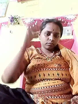 Snapshot of Hot_crety chatting on 03-31-26, 08:27 Hot crety online show from 03-31-26, 08:27