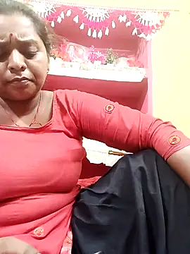Snapshot of Hot_crety chatting on 05-26-26, 06:50 Hot crety online show from 05-26-26, 06:50