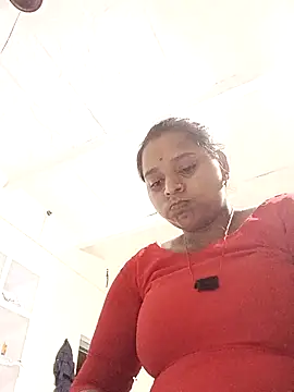 Snapshot of Hot_crety chatting on 06-08-26, 09:04 Hot crety online show from 06-08-26, 09:04