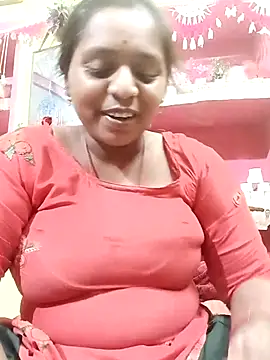 Snapshot of Hot_crety chatting on 05-19-26, 04:03 Hot crety online show from 05-19-26, 04:03