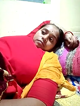 Hot crety online show from 10-29-25, 02:10