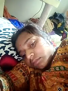 Hot crety online show from 11-01-25, 12:39