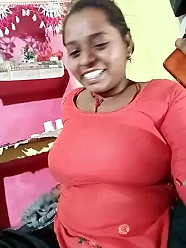 Snapshot of Hot_crety chatting on 04-14-26, 06:51 Hot crety online show from 04-14-26, 06:51
