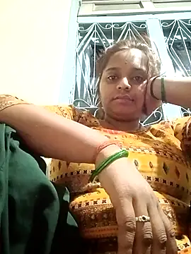 Hot crety online show from 10-10-25, 12:22