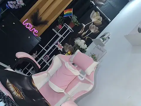 miss strongerthanbefore03 online show from 06-14-26, 11:06