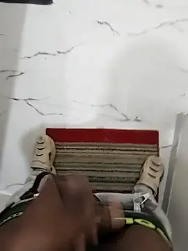 Snapshot of Wet_BunnyFun chatting on 09-26-25, 02:46 Wet BunnyFun online show from 09-26-25, 02:46