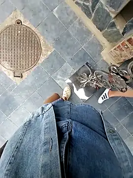 meomeocute online show from 10-23-25, 05:17