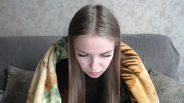Snapshot of HitGyrl chatting on 05-13-26, 01:34 HitGyrl online show from 05-13-26, 01:34