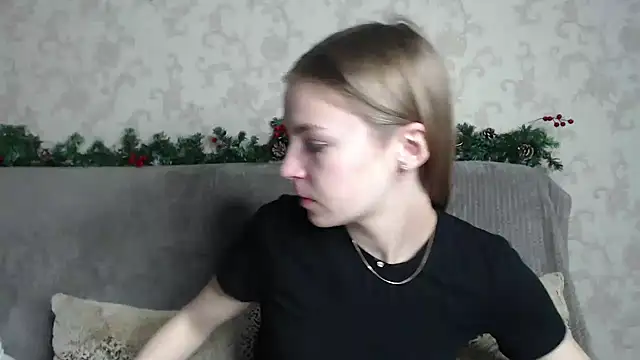 HitGyrl online show from 02-19-26, 01:13