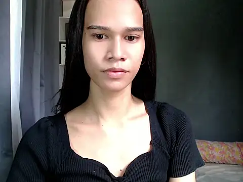 Snapshot of urseductivebarbie_xx chatting on 02-10-26, 02:43 urseductivebarbie xx online show from 02-10-26, 02:43