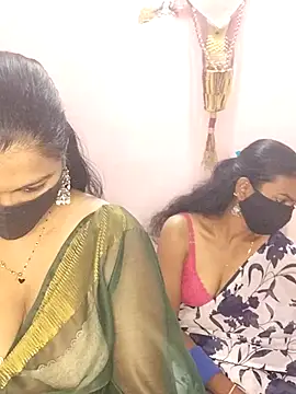 Snapshot of sneha_bebo chatting on 06-26-26, 02:23 sneha bebo online show from 06-26-26, 02:23