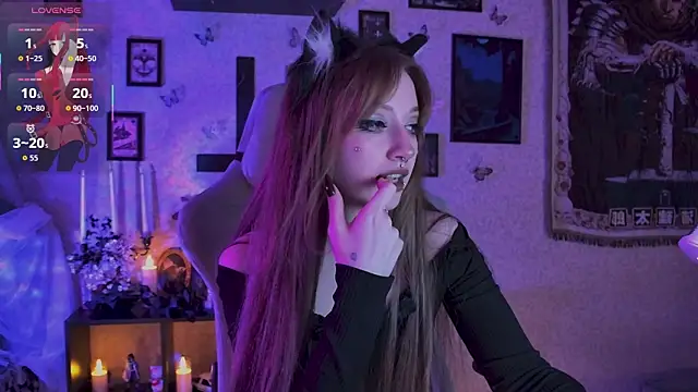 Snapshot of LiliLuna chatting on 07-04-26, 08:02 LiliLuna online show from 07-04-26, 08:02