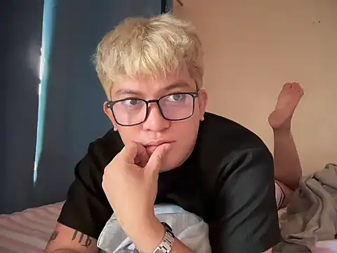 Fuckboii intown online show from 04-15-26, 04:18